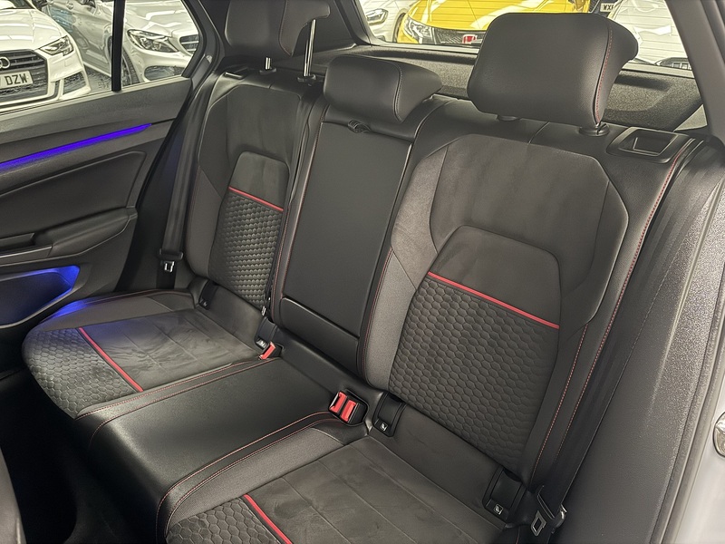 Volkswagen Golf 2.0 TSI GTI Clubsport 45 Hatchback 5dr Petrol DSG Euro 6 (s/s) (300 ps) - U876