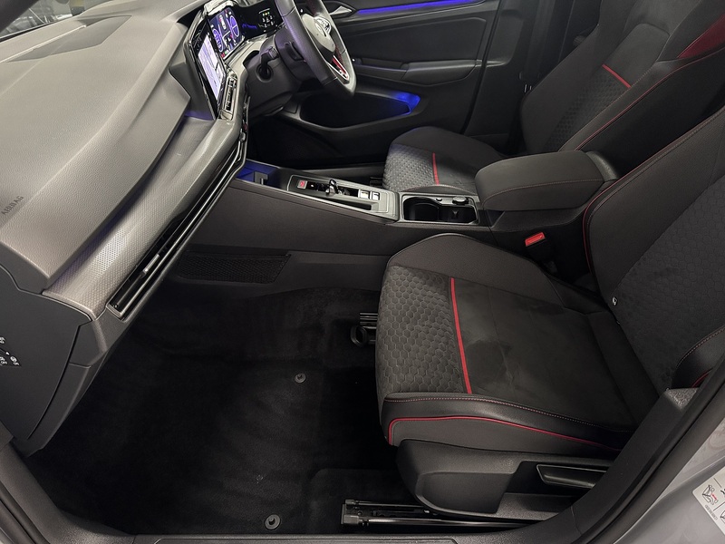 Volkswagen Golf 2.0 TSI GTI Clubsport 45 Hatchback 5dr Petrol DSG Euro 6 (s/s) (300 ps) - U876