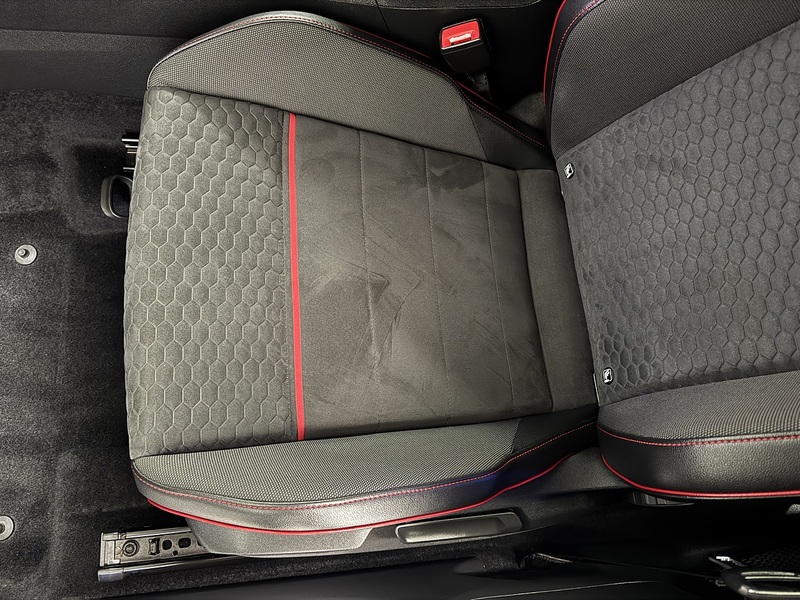 Volkswagen Golf 2.0 TSI GTI Clubsport 45 Hatchback 5dr Petrol DSG Euro 6 (s/s) (300 ps) - U876