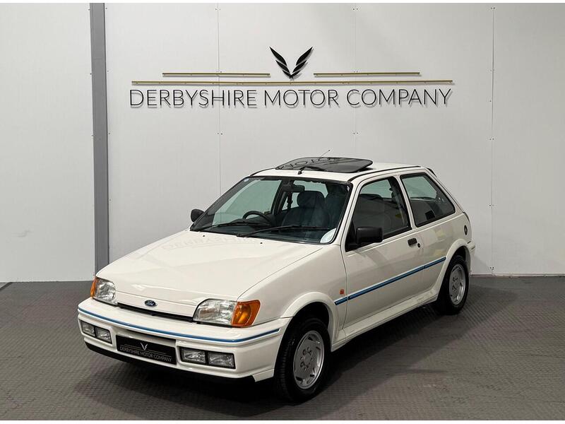 Ford Fiesta Fiesta  Hatchback 1.6 Manual Petrol - U884