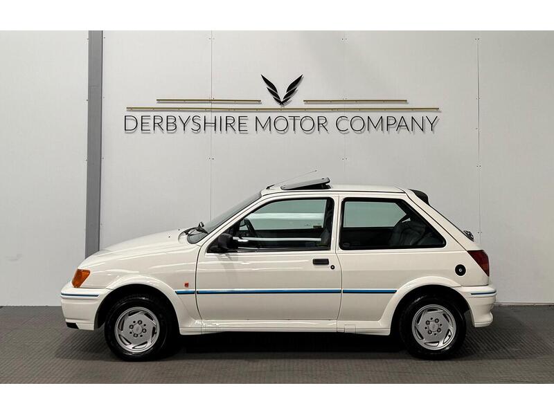 Ford Fiesta Fiesta  Hatchback 1.6 Manual Petrol - U884