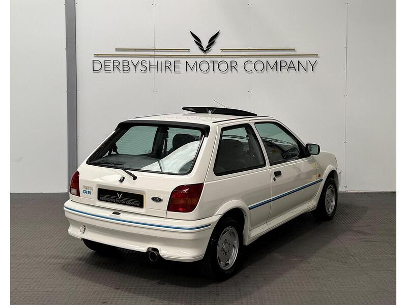 Ford Fiesta Fiesta  Hatchback 1.6 Manual Petrol - U884