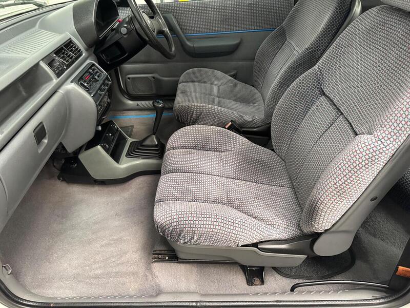 Ford Fiesta Fiesta  Hatchback 1.6 Manual Petrol - U884