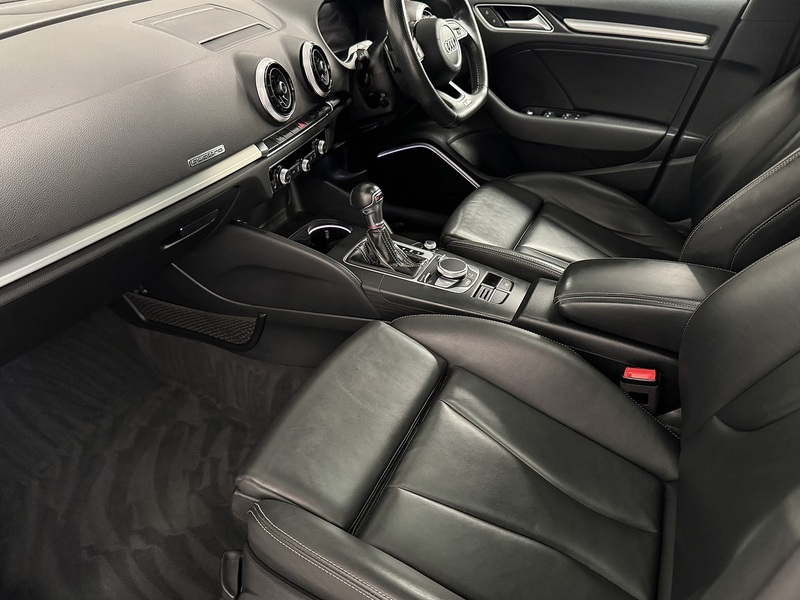 Audi S3 2.0 TFSI Black Edition Sportback 5dr Petrol S Tronic quattro Euro 6 (s/s) (310 ps) - U911