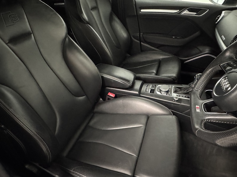Audi S3 2.0 TFSI Black Edition Sportback 5dr Petrol S Tronic quattro Euro 6 (s/s) (310 ps) - U911