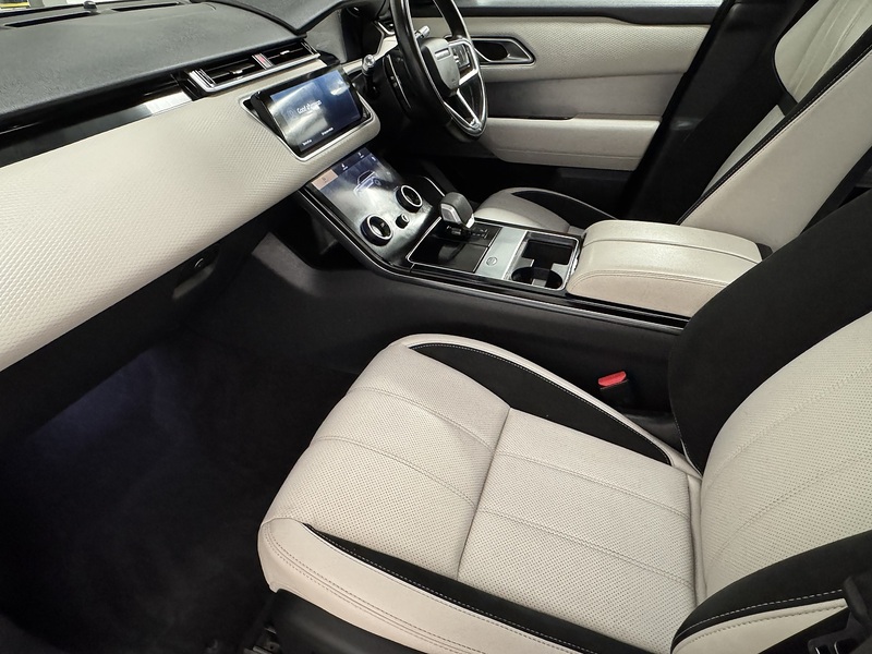 Land Rover Range Rover Velar 2.0 D200 MHEV R-Dynamic SE SUV 5dr Diesel Auto 4WD Euro 6 (s/s) (204 ps) - U928