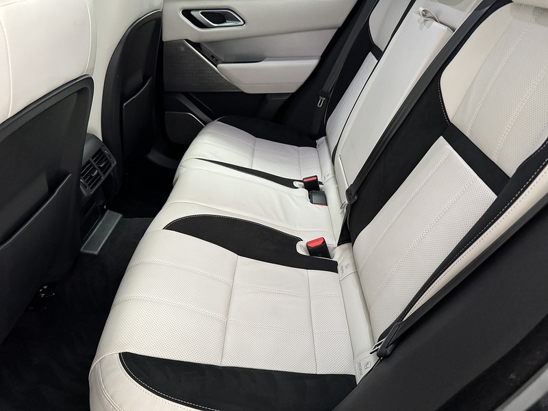 Land Rover Range Rover Velar 2.0 D200 MHEV R-Dynamic SE SUV 5dr Diesel Auto 4WD Euro 6 (s/s) (204 ps) - U928