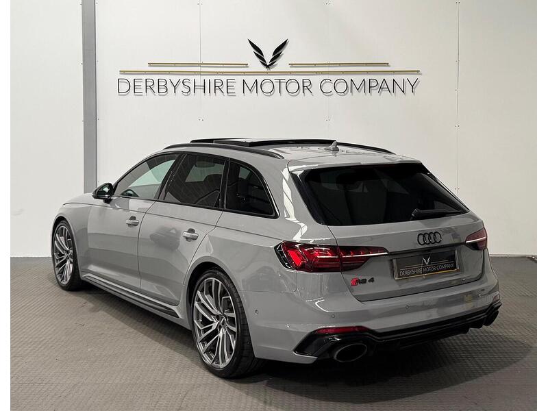 Audi RS4 Avant 2.9 TFSI V6 Vorsprung Estate 5dr Petrol Tiptronic quattro Euro 6 (s/s) (450 ps) - U936