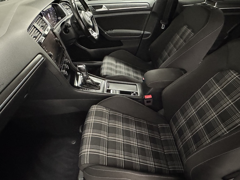 Volkswagen Golf 2.0 TDI GTD Hatchback 5dr Diesel DSG Euro 6 (s/s) (184 ps) - U945