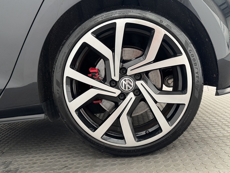 Volkswagen Golf 2.0 TSI GTI Performance Hatchback 5dr Petrol Manual Euro 6 (s/s) (245 ps) - U952