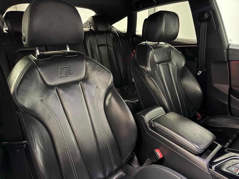 Audi A5 2.0 TDI 40 Black Edition Sportback 5dr Diesel S Tronic quattro Euro 6 (s/s) (204 ps) - U966