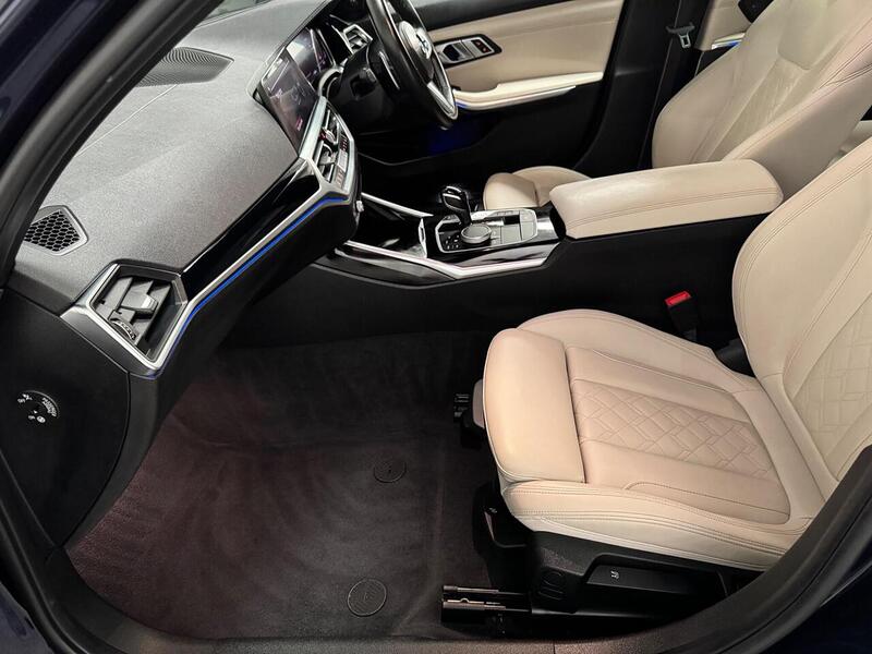 BMW 3 Series 3.0 M340i MHT Saloon 4dr Petrol Hybrid Auto xDrive Euro 6 (s/s) (374 ps) - U970