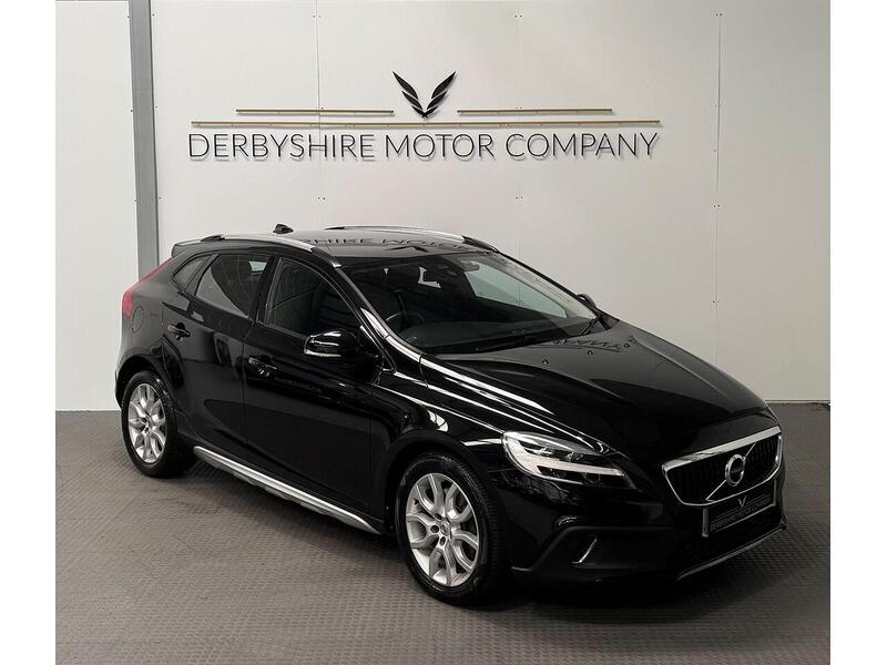 Volvo V40 Cross Country 1.5 T3 Pro Hatchback 5dr Petrol Auto Euro 6 (s/s) (152 ps) - U973