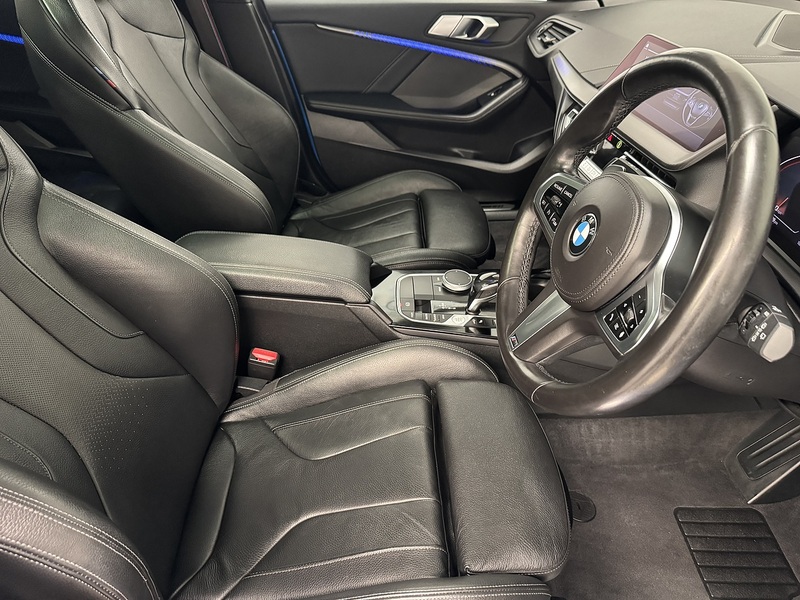 BMW 1 Series 2.0 M135i Hatchback 5dr Petrol Auto xDrive Euro 6 (s/s) (306 ps) - U975