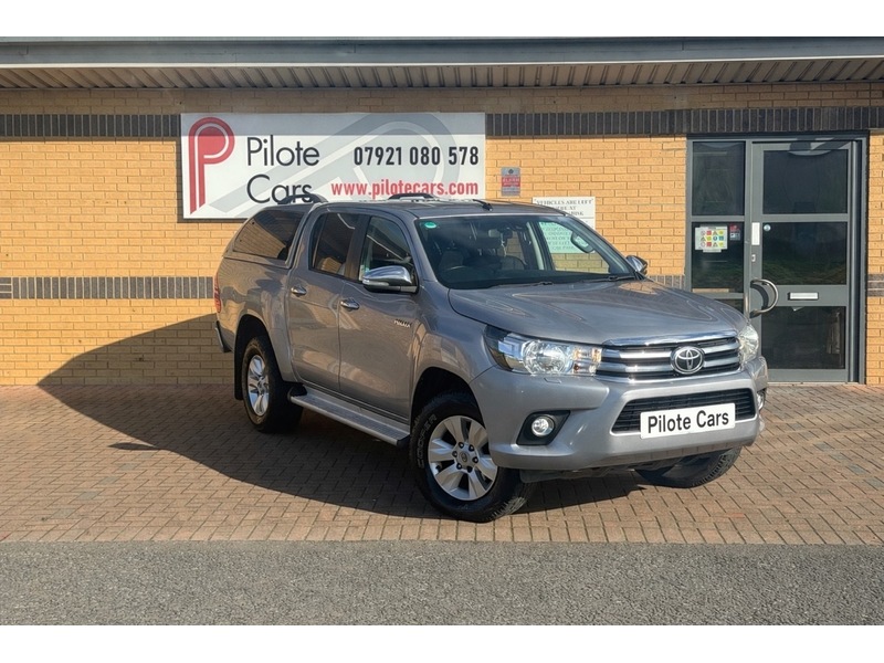 Toyota 2.4 D-4D Icon Pickup Double Cab 4dr Diesel Manual 4WD Euro 6 (TSS, 3.5t) (150 ps)