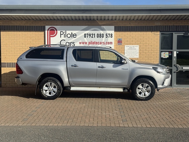 Toyota 2.4 D-4D Icon Pickup Double Cab 4dr Diesel Manual 4WD Euro 6 (TSS, 3.5t) (150 ps)