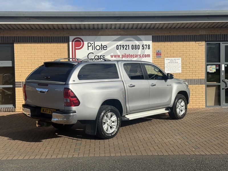 Toyota 2.4 D-4D Icon Pickup Double Cab 4dr Diesel Manual 4WD Euro 6 (TSS, 3.5t) (150 ps)