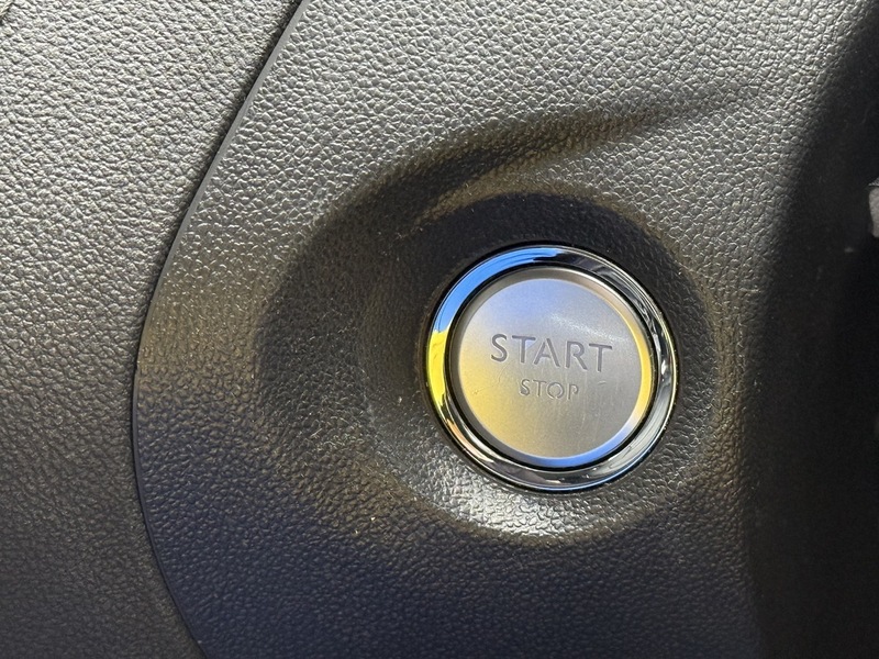 Vauxhall 1.2 Turbo Elite Nav SUV 5dr Petrol Manual Euro 6 (s/s) (130 ps)