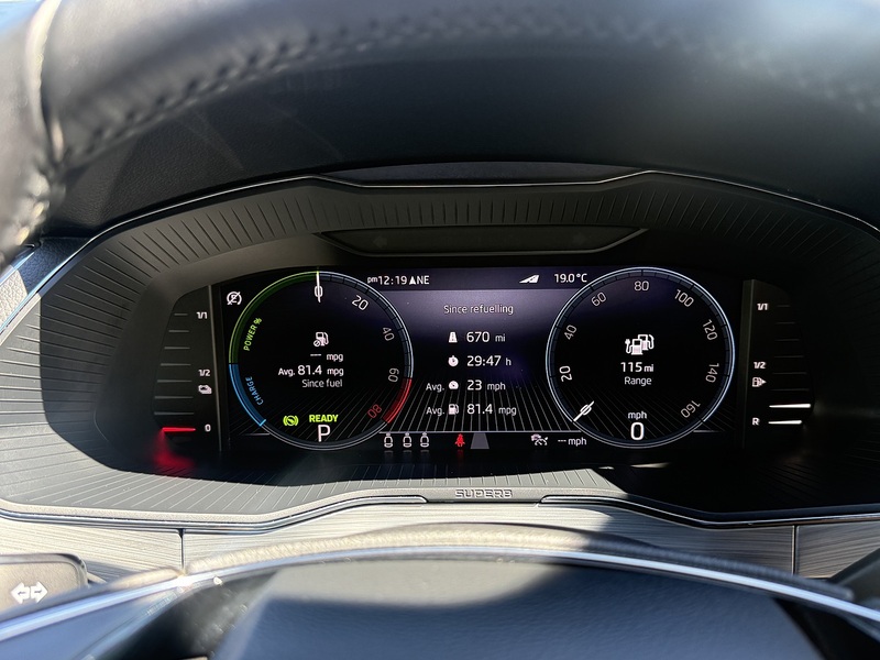 Skoda 1.4 TSI iV 13kWh SE Technology Estate 5dr Petrol Plug-in Hybrid DSG Euro 6 (s/s) (218 ps)