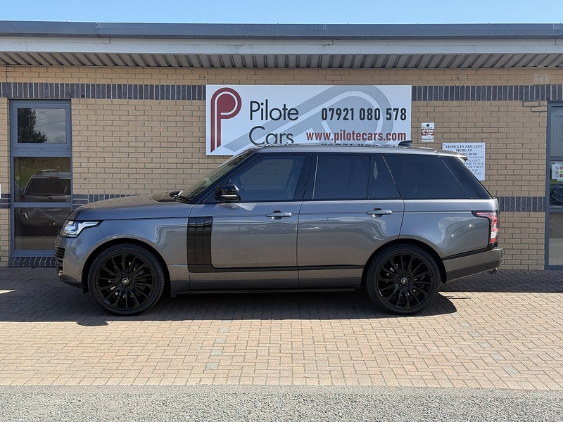 Land Rover 4.4 SD V8 Vogue SE SUV 5dr Diesel Auto 4WD Euro 6 (s/s) (339 ps)