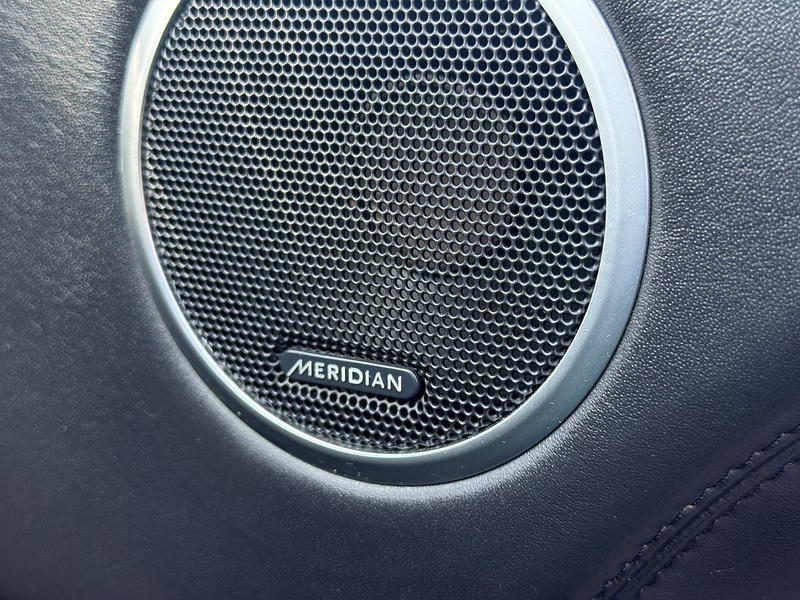 Land Rover 4.4 SD V8 Vogue SE SUV 5dr Diesel Auto 4WD Euro 6 (s/s) (339 ps)