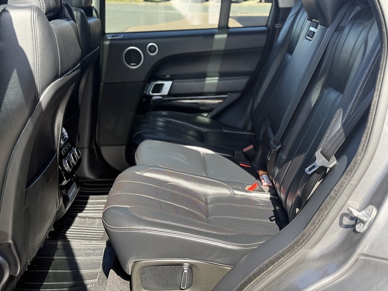 Land Rover 4.4 SD V8 Vogue SE SUV 5dr Diesel Auto 4WD Euro 6 (s/s) (339 ps)