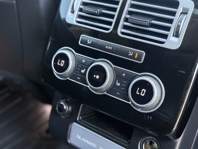 Land Rover 4.4 SD V8 Vogue SE SUV 5dr Diesel Auto 4WD Euro 6 (s/s) (339 ps)