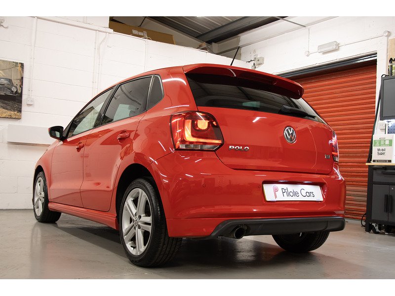 Volkswagen 1.2 TSI R-Line Hatchback 5dr Petrol Manual Euro 5 (105 ps)