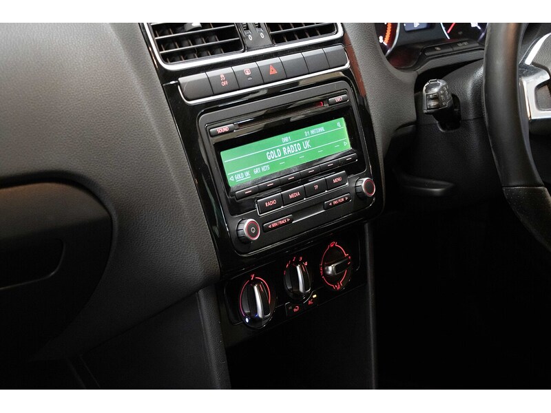 Volkswagen 1.2 TSI R-Line Hatchback 5dr Petrol Manual Euro 5 (105 ps)