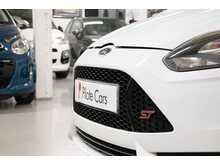 Ford Focus T EcoBoost ST-2 