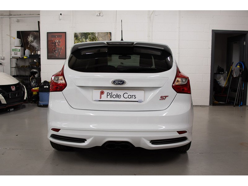 Ford 2.0T EcoBoost ST-2 Hatchback 5dr Petrol Manual Euro 5 (s/s) (250 ps)