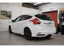 Ford Focus T EcoBoost ST-2 