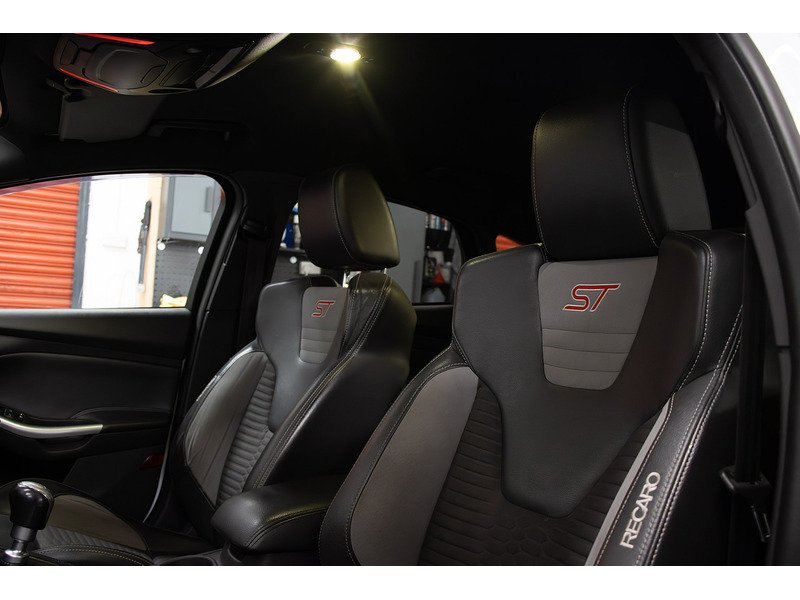 Ford 2.0T EcoBoost ST-2 Hatchback 5dr Petrol Manual Euro 5 (s/s) (250 ps)