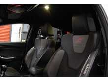 Ford Focus T EcoBoost ST-2 