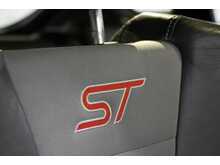 Ford Focus T EcoBoost ST-2 