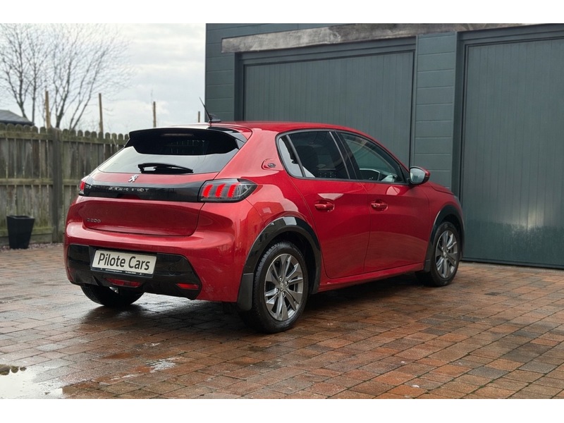 Peugeot 50kWh Allure Hatchback 5dr Electric Auto (136 ps)