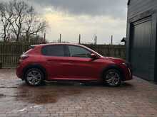 Peugeot E-208 Allure 