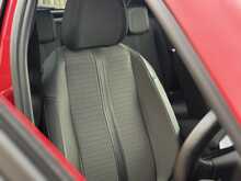 Peugeot E-208 Allure 