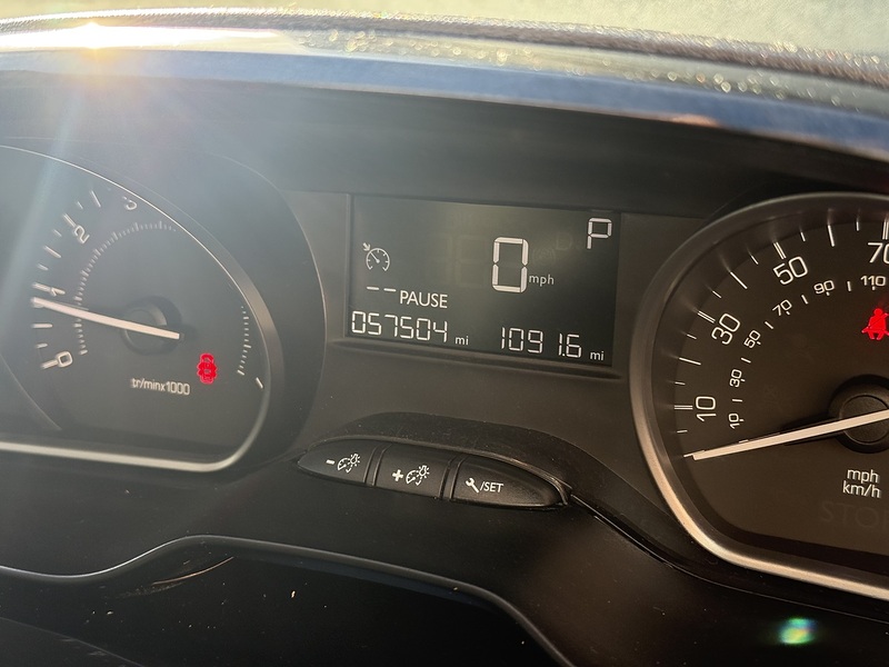 Peugeot 1.2 PureTech Allure Hatchback 5dr Petrol EAT Euro 6 (s/s) (110 ps)