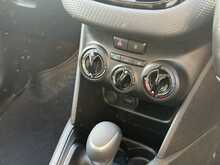 Peugeot 208 PureTech Allure 