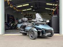 Can-Am Spyder RT