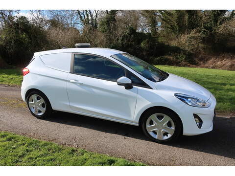 Ford Fiesta Van 1.5 TDCi Car Derived Van 3dr Diesel Manual Euro 6 (s/s) (85 ps) - U181