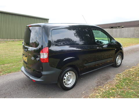 Ford Transit Courier 1.5 TDCi Leader Panel Van 4dr Diesel Manual L1 Euro 6 (s/s) (75 ps) - U242