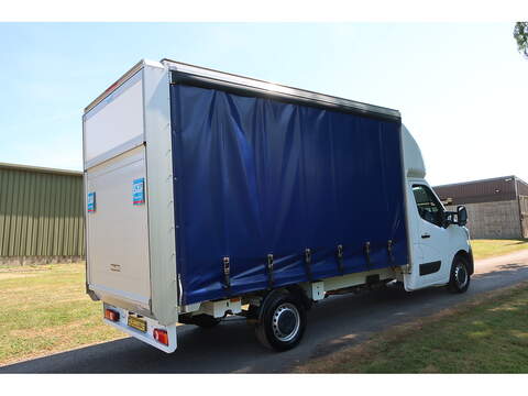 Renault Master 2.3 dCi ENERGY LL35 Business FWD LWB Curtain Side Euro 6 (145 bhp) - U244