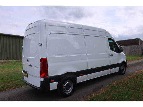Mercedes-Benz Sprinter 2.0 315 CDI Progressive L2 H2 Panel Van Euro 6 (150 bhp) - U246
