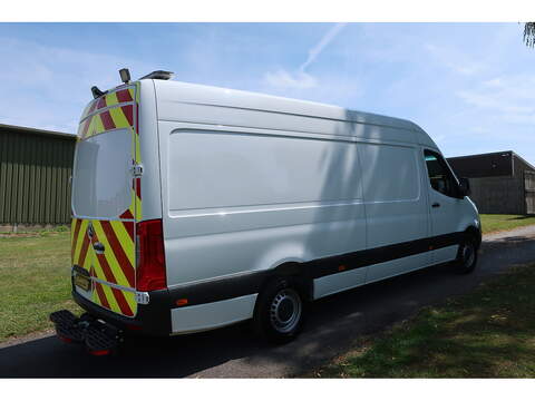 Mercedes-Benz Sprinter 2.0 315 CDI Progressive Panel Van 5dr Diesel Manual RWD L3 H2 Euro 6 (s/s) (150 ps) - U261