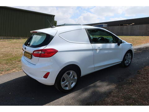 Ford Fiesta Van 1.5 TDCi Car Derived Van 3dr Diesel Manual Euro 6 (s/s) (85 ps) - U289