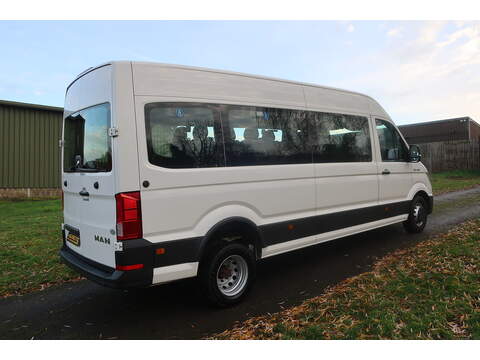 MAN TGE 2.0 BiTurbo 5180d Auto Standard Medium Roof Minibus Euro 6 (s/s) (DRW) (177 ps) - U359