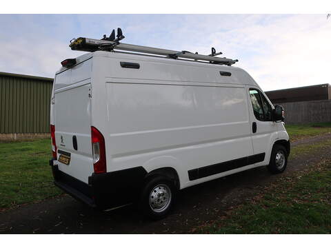 Peugeot Boxer 2.2 BlueHDi 335 S Panel Van 5dr Diesel Manual L2 H2 Euro 6 (s/s) (140 ps) - U361