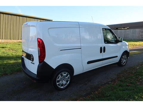 Fiat Doblo 1.4 16v SX Panel Van 4dr Petrol Manual L2 H1 (169 g/km, 95 bhp) - U371
